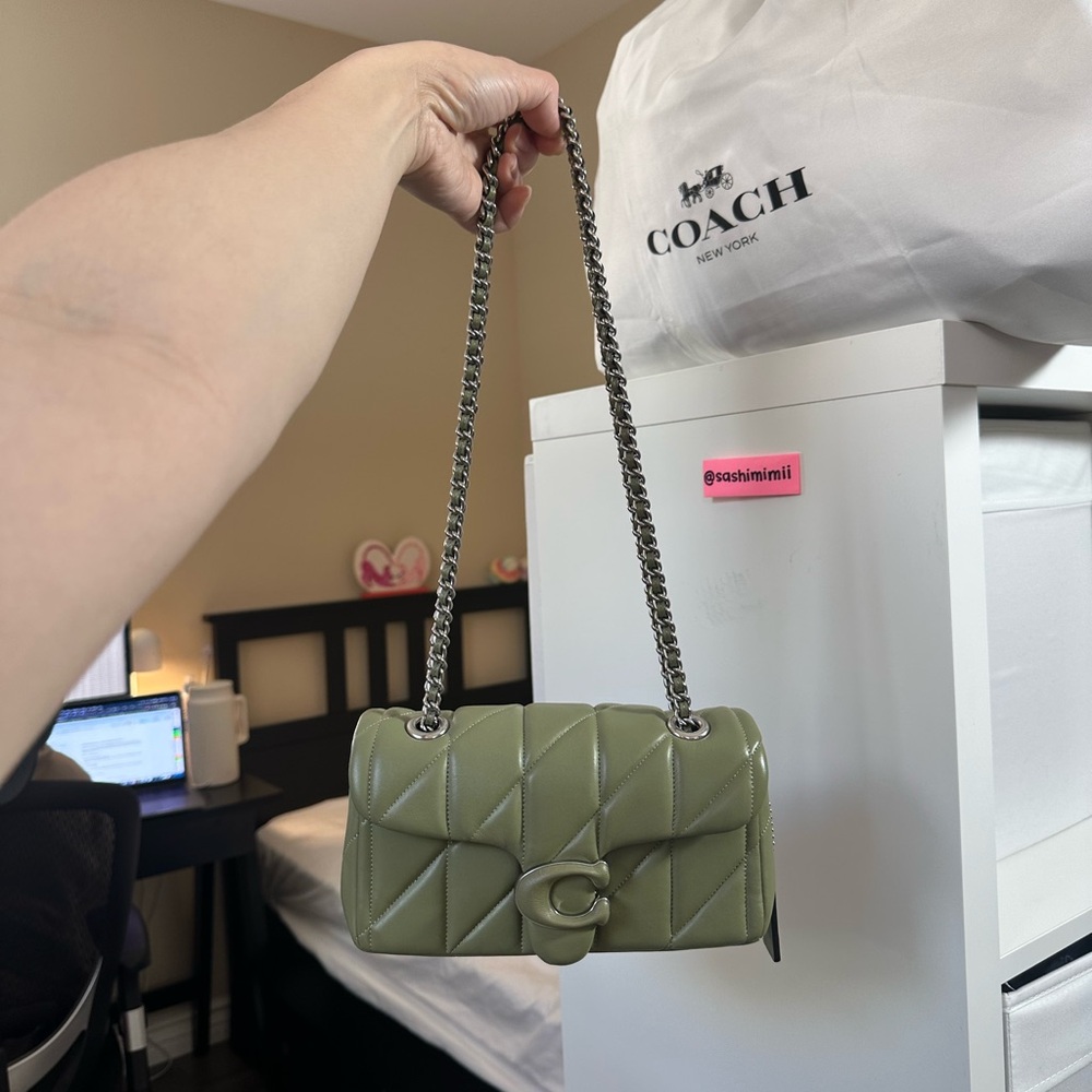 NWOT Coach Quilted Tabby Shoulder Bag 20 With Pillow Quilting - Moss Green